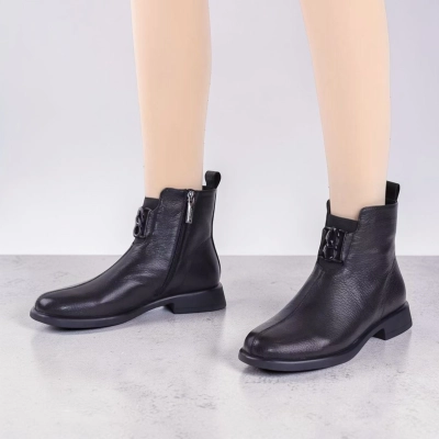 Полусапоги женские натуральная кожа черные K519-1