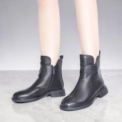 Полусапоги женские натуральная кожа черные K266-1