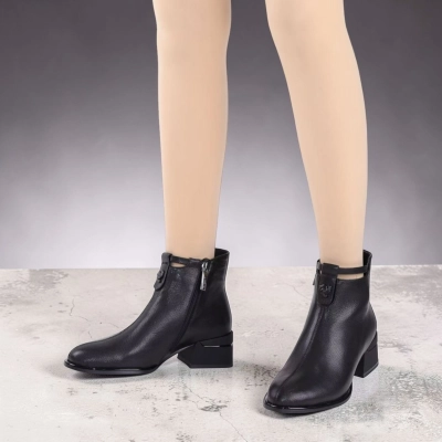 Полусапоги женские натуральная кожа черные K504-1