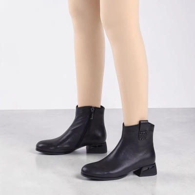 Полусапоги женские натуральная кожа черные K507-1