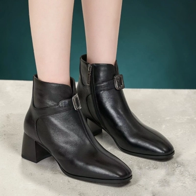 Полусапоги женские натуральная кожа черные GE151-1