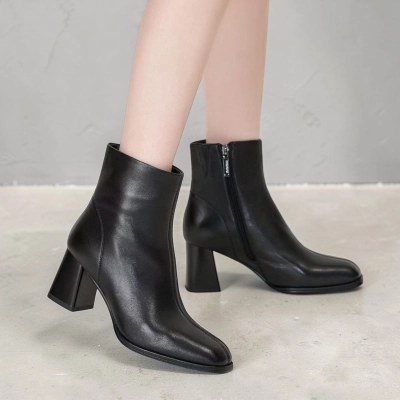 Полусапоги женские натуральная кожа черные GE158-1