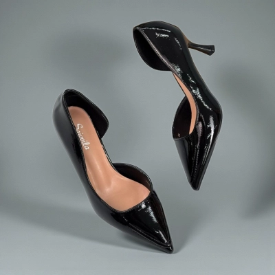 Туфли женские на каблуке искусственная лак кожа черные J1301-1B Туфли женские на каблуке искусственная лак кожа черные J1301-1B
