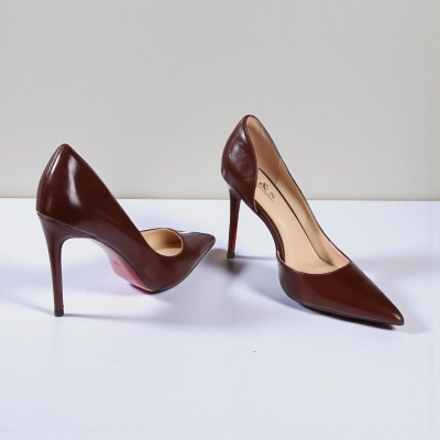 Туфли женские на каблуке GUOQISONG G&S искусственная кожа шоколадные M1-9 Туфли женские на каблуке GUOQISONG G&S искусственная кожа шоколадные M1-9