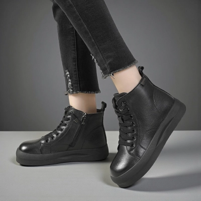 Женские зимние ботинки модели YM125-2 натуральная кожа черные
