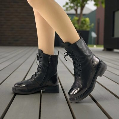 Женские зимние ботинки на каблуке W166-1 натуральная кожа черные