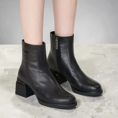 Полусапоги женские натуральная кожа черные GE150-1 Полусапоги женские натуральная кожа черные GE150-1