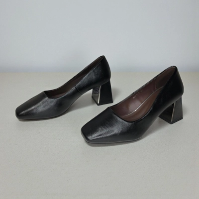 Туфли женские на каблуке искусственная кожа черные 12052