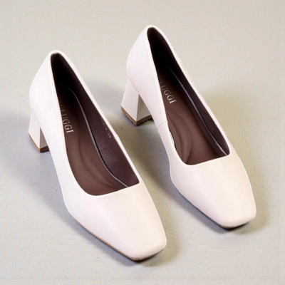 Туфли женские лодочки искусственная кожа белые 12093