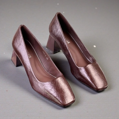 Туфли женские лодочки искусственная кожа коричневые 12096