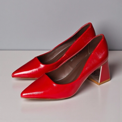 Туфли женские лодочки искусственная кожа красные 12113