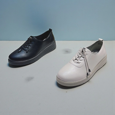 Кроссовки женские MOMOTARI искусственная кожа 5606 Кроссовки женские MOMOTARI искусственная кожа 5606