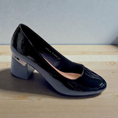 Туфли женские MOLO прессованная лак кожа черные 12461