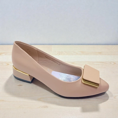 Туфли женские MOLO прессованная кожа бежевые 12469