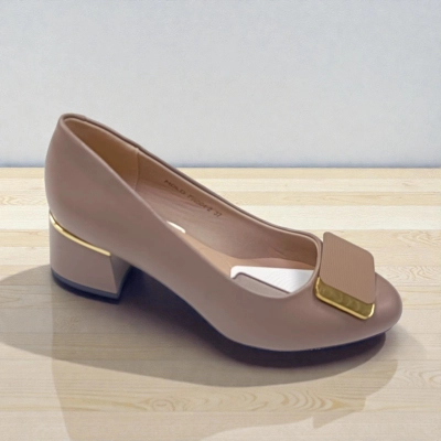 Туфли женские MOLO прессованная кожа бежевые 12473