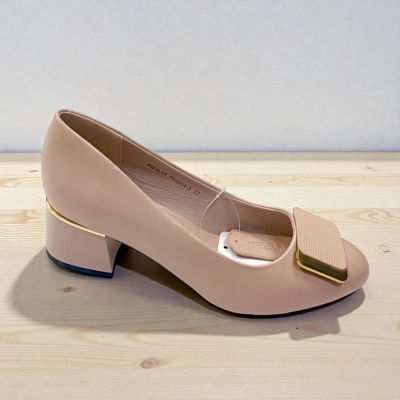 Туфли женские MOLO прессованная кожа бежевые 12475