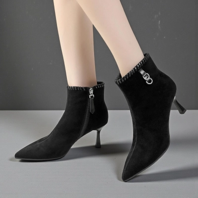 Ботильоны женские демисезонные MadiaMara натуральная замша черные YR038-1