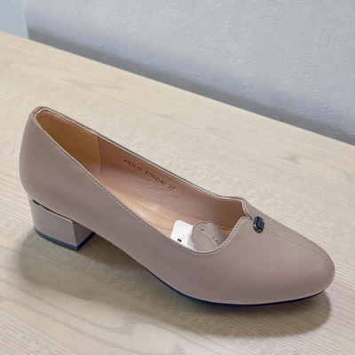 Туфли женские MOLO прессованная кожа бежевые 12512