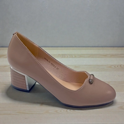 Туфли женские MOLO прессованная кожа бежевые 12519