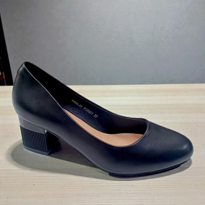 Туфли женские MOLO прессованная кожа черные 12524