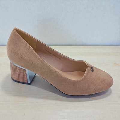 Туфли женские MOLO прессованная замша бежевые 12529