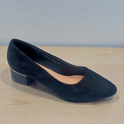 Туфли женские MOLO прессованная замша черные 12543