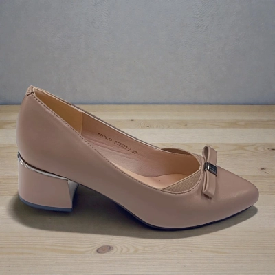 Туфли женские MOLO прессованная кожа бежевые 12570