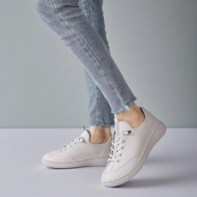 Кроссовки женские Paolo Moro натуральная кожа бежевые Y259-2