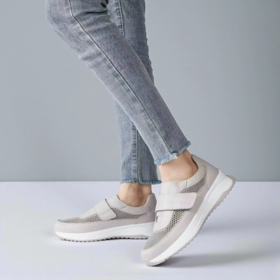 Кроссовки женские летние натуральная кожа капучино Y260-2 Кроссовки женские летние натуральная кожа капучино Y260-2