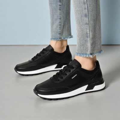 Кроссовки женские натуральная кожа черные B572-3