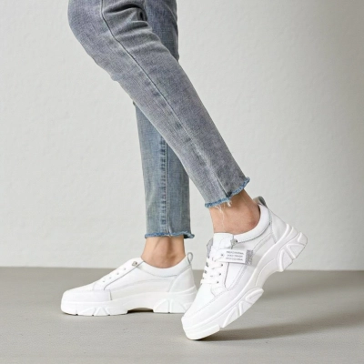 Кроссовки женские баталы натуральная кожа белые DB250-1