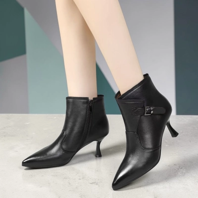 Полусапоги женские натуральная кожа черные GD180-3 Полусапоги женские натуральная кожа черные GD180-3