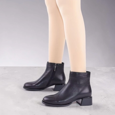 Полусапоги женские натуральная кожа черные K488-1 Полусапоги женские натуральная кожа черные K488-1