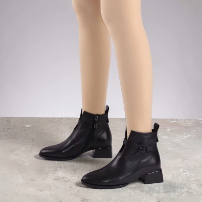 Полусапоги женские натуральная кожа черные K496-1 Полусапоги женские натуральная кожа черные K496-1