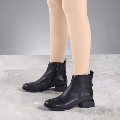 Полусапоги женские натуральная кожа черные K494-1 Полусапоги женские натуральная кожа черные K494-1