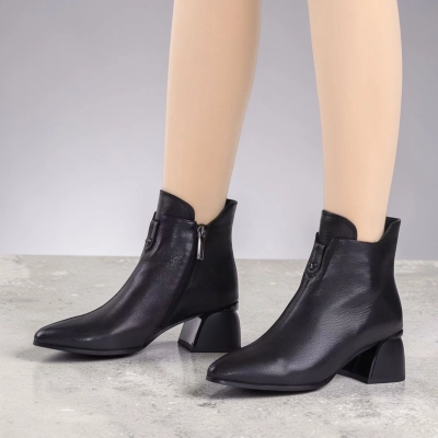 Полусапоги женские натуральная кожа черные K517-1 Полусапоги женские натуральная кожа черные K517-1