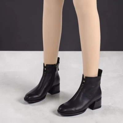 Полусапоги женские натуральная кожа черные K514-1 Полусапоги женские натуральная кожа черные K514-1