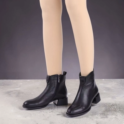 Полусапоги женские натуральная кожа черные K487-1 Полусапоги женские натуральная кожа черные K487-1