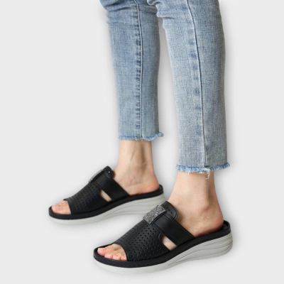 Сабо женские CARDICIANA натуральная кожа черные YL211-3