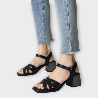 Босоножки женские CARDICIANA натуральная кожа черные YL205-3