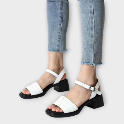 Босоножки женские CARDICIANA натуральная кожа белые YL202-1