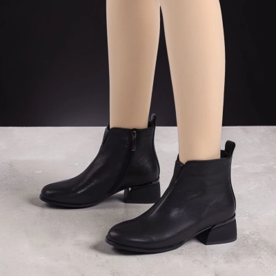 Полусапоги женские натуральная кожа черные K500-1 Полусапоги женские натуральная кожа черные K500-1