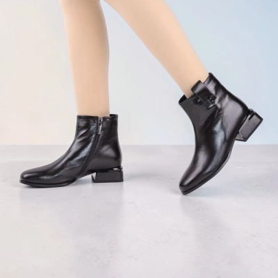 Полусапоги женские натуральная кожа черные K485-2 Полусапоги женские натуральная кожа черные K485-2